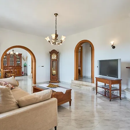 Holiday home Puig De Sa Figuera S'Horta